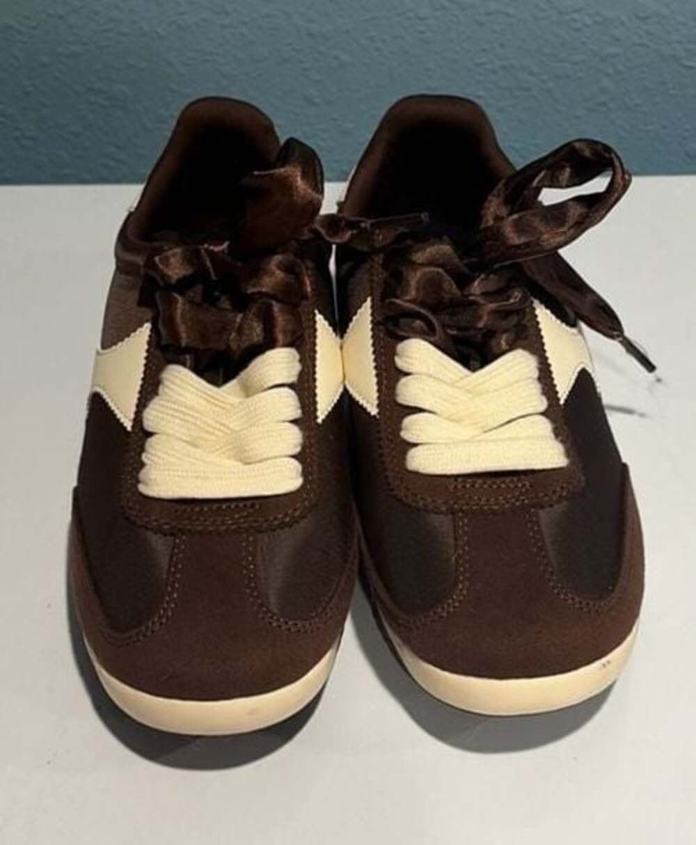 Universal Thread Women's Brown Nylon and Suede Jogger Sneakers with Memory Foam